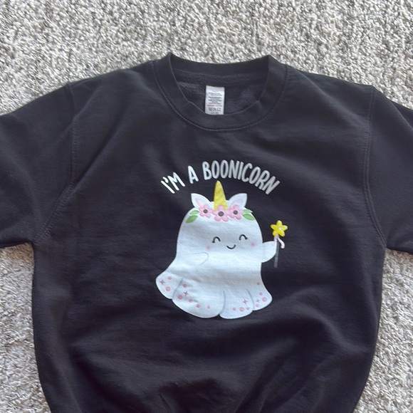 Black crewneck sweatshirt 'I'm a Boonicorn' with cute girly unicorn design - Picture 5 of 9